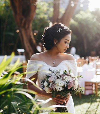 A stunning bride at Astagina Resort